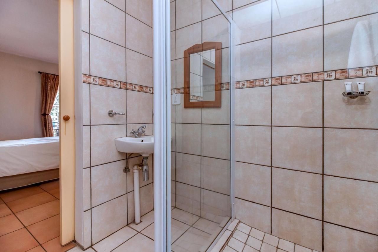 Dalberry Guest House Йоганнесбурґ Екстер'єр фото